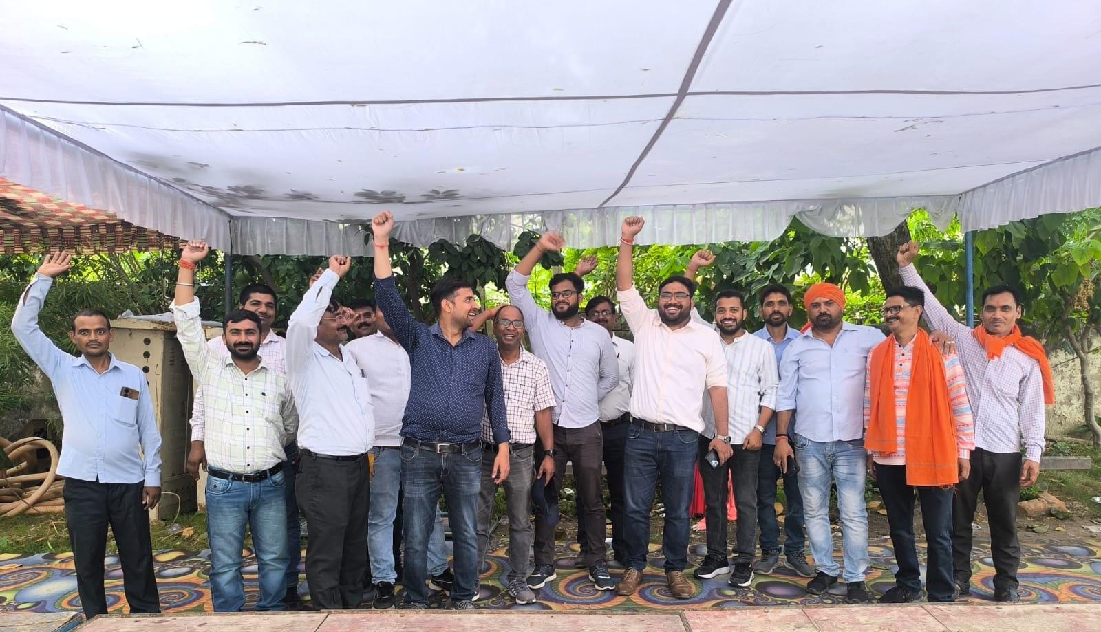 बिजली निजीकरण : उत्तर प्रदेश में बिजली कर्मियों के आंदोलन को राष्ट्रीय समर्थन: 9 जून को दिल्ली में NCCOEEE की महत्वपूर्ण बैठक
