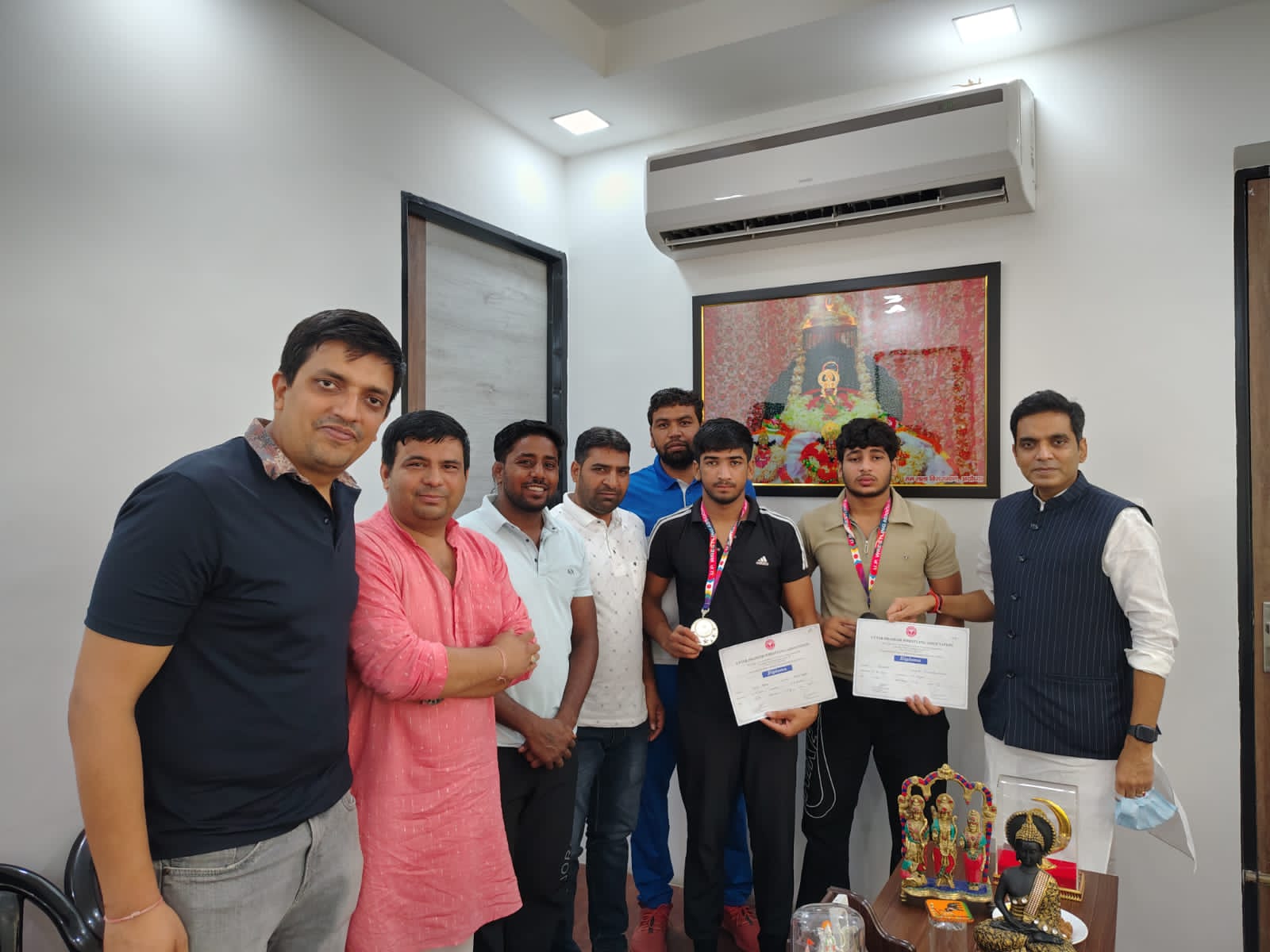 नोएडा : विधायक पंकज सिंह ने दी स्टेट चैंपियनशिप के पदक विजेताओं को बधाई, जल्द अखाड़े का करेंगे दौरा