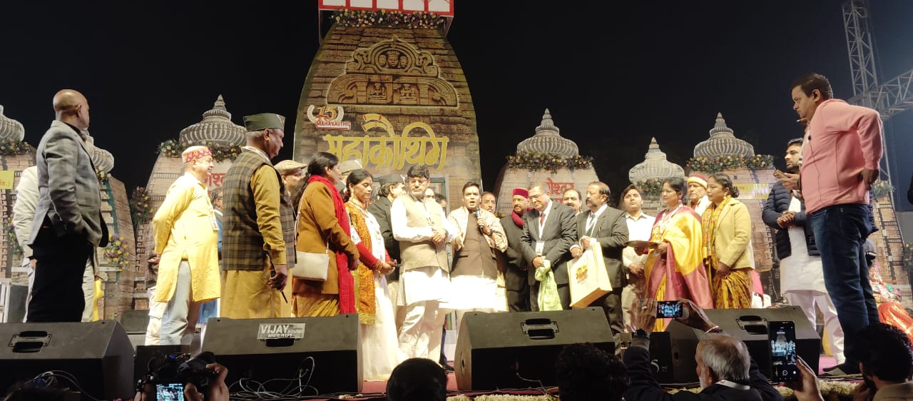 नोएडा स्टेडियम में 7 दिन तक उत्तराखंड के महाकौथिग ने मचाई धूम, संस्कृति की दिखी गूंज