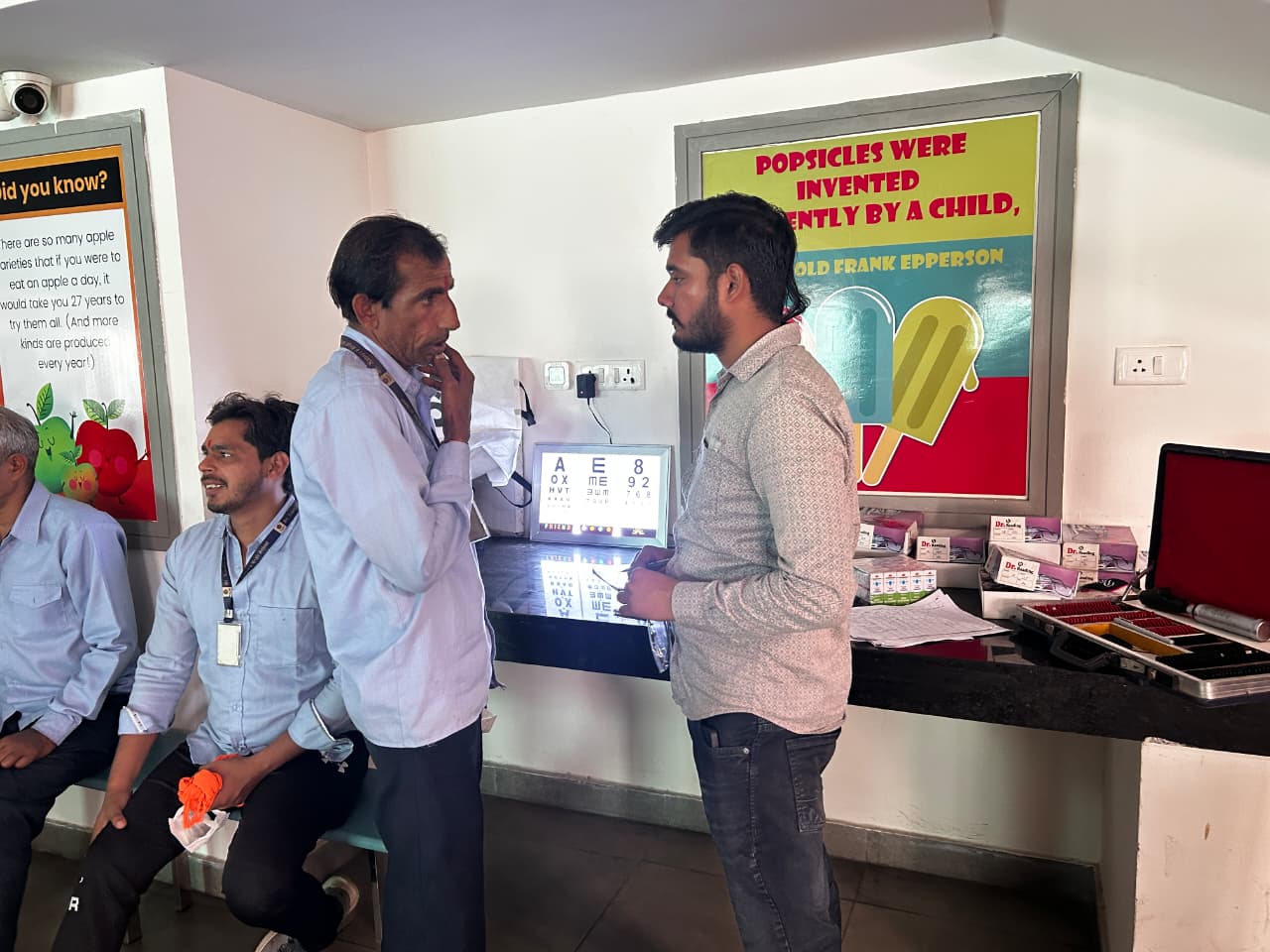 फरीदाबाद: सुरक्षित सड़क, सुरक्षित जीवन की दिशा में एसजे रबर इंडस्ट्री लिमिटेड की सराहनीय CSR पहल